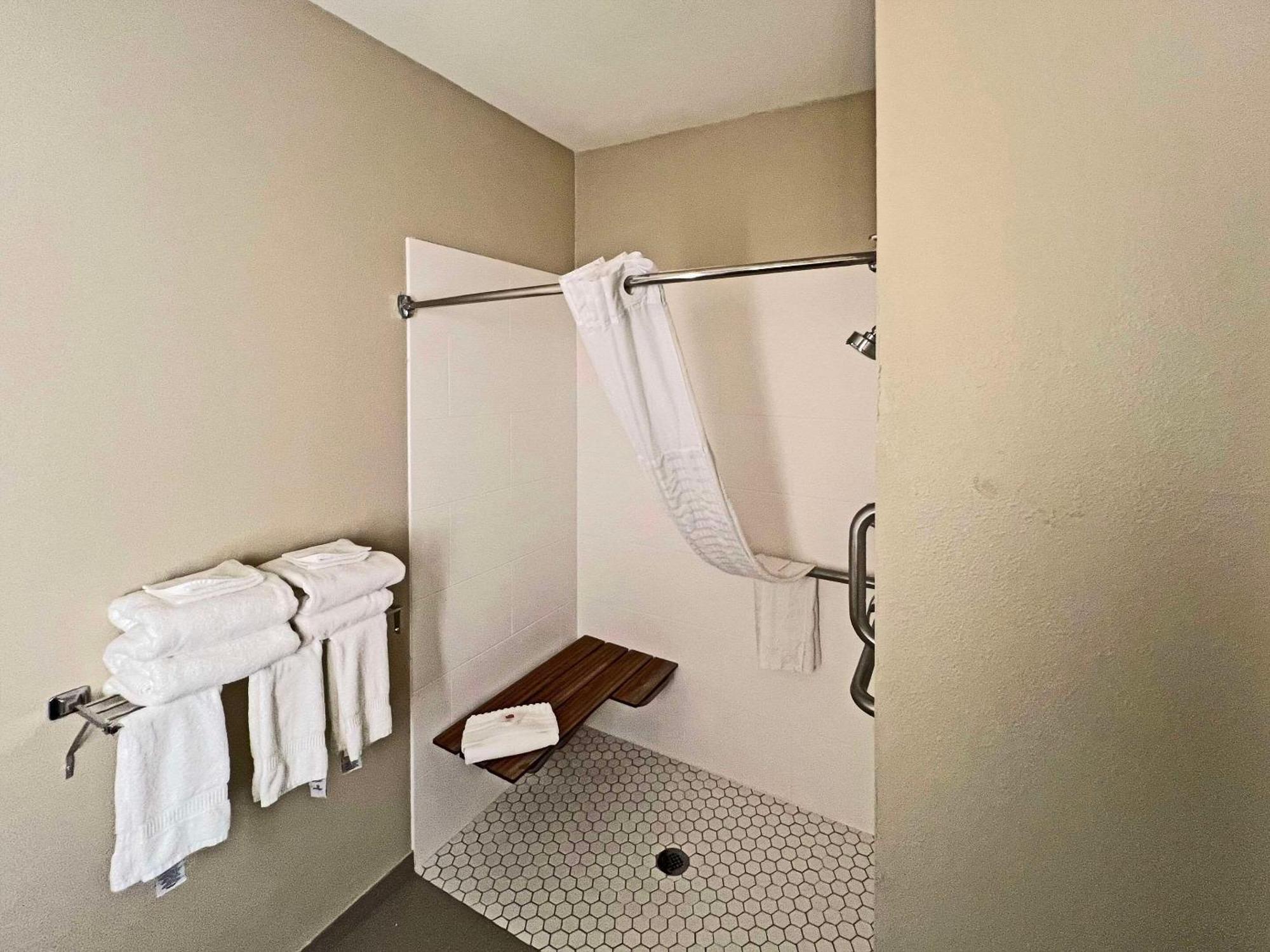 Comfort Suites Peoria Sports Complex Esterno foto