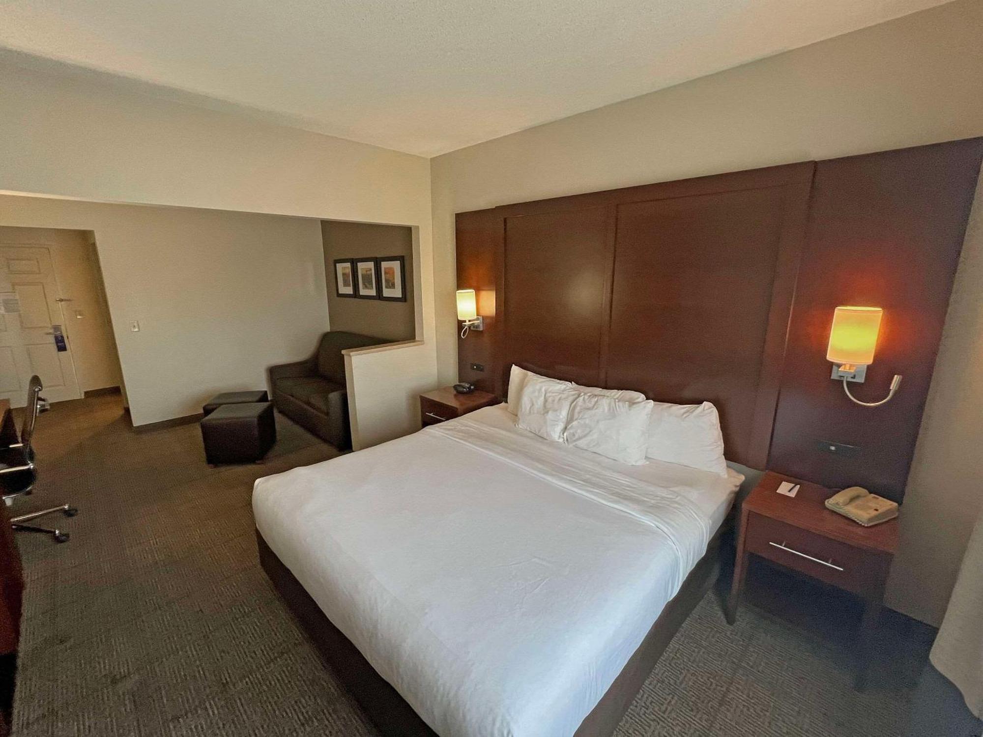 Comfort Suites Peoria Sports Complex Esterno foto