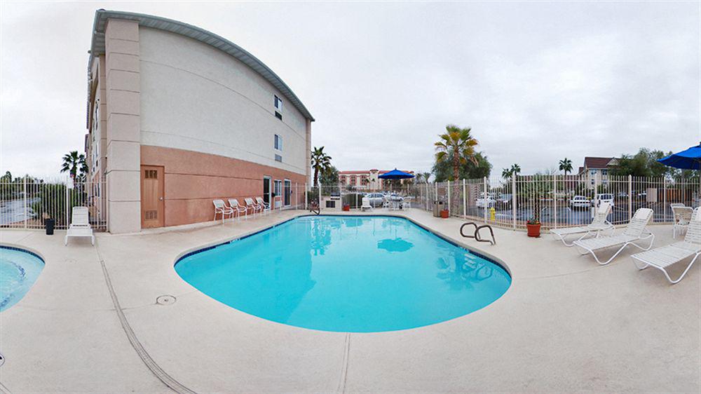 Comfort Suites Peoria Sports Complex Esterno foto